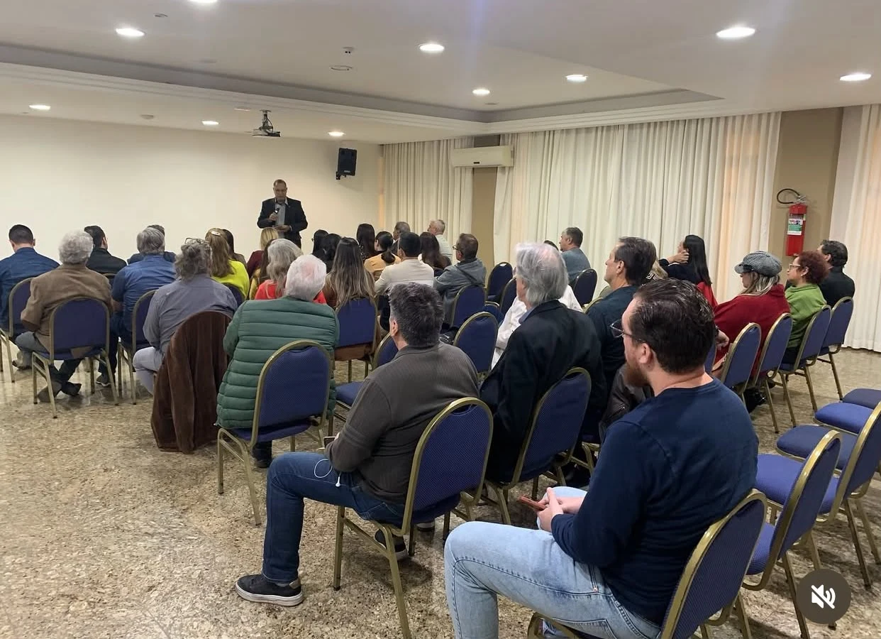 Palestra em encontro de capítulo da ADHONEP no Vale do Paraíba
