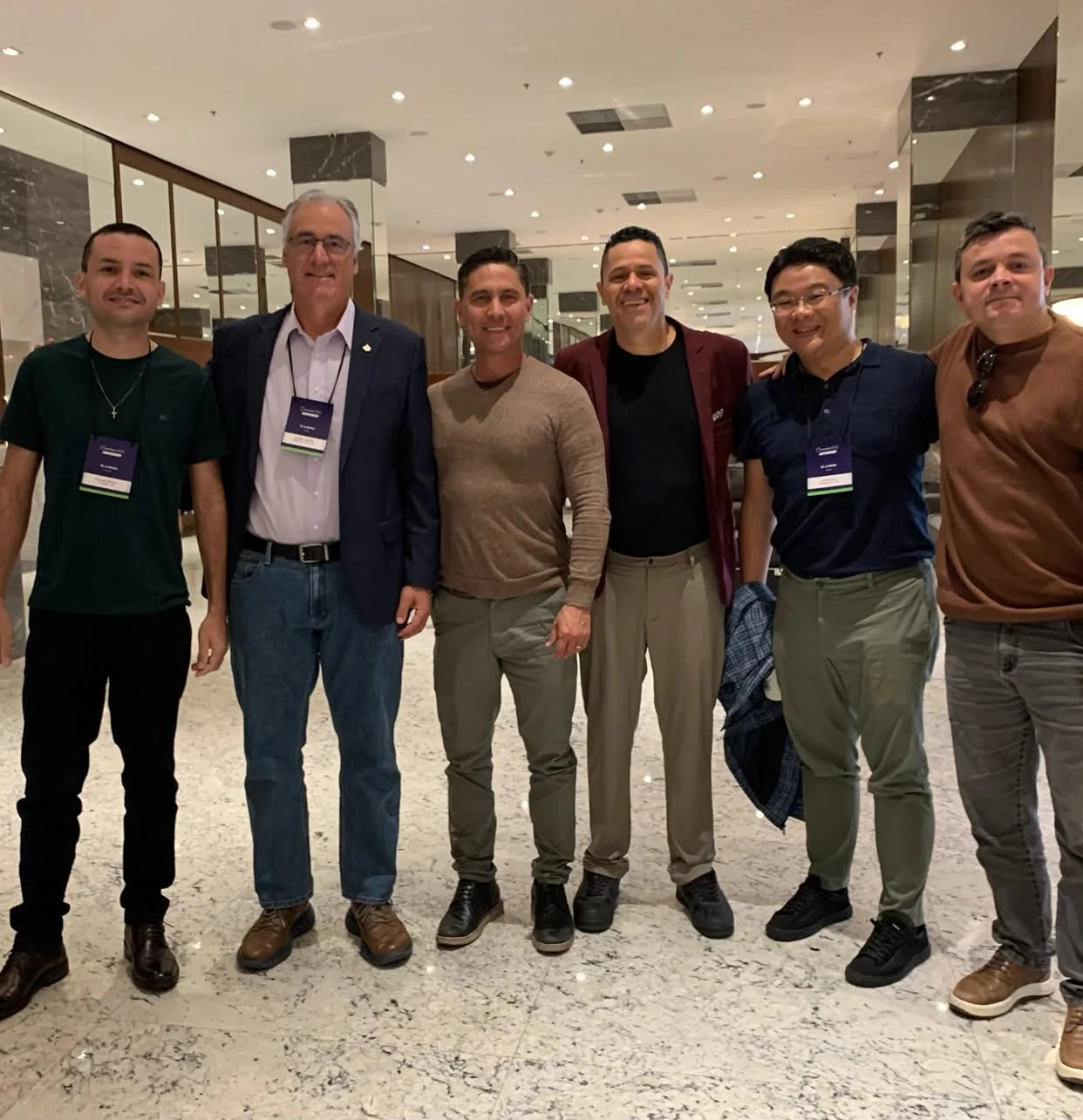 Empresários reunidos durante evento da ADHONEP